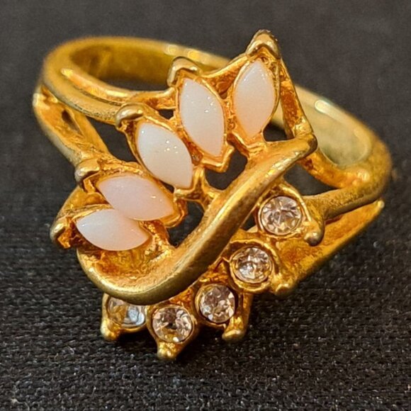 Vintage UNCAS Jewelry - Vintage UNCAS Gold-Plated Ring With White Stones & Rhinestones Size 6.5